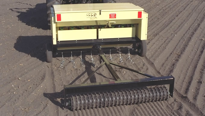 Pull Type Broadcast Seeder